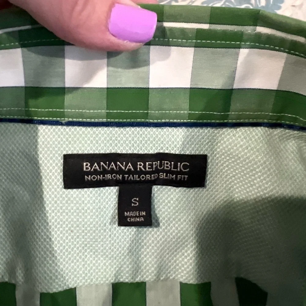 Banana Republic Green and White Checked Button-Down Shirt
